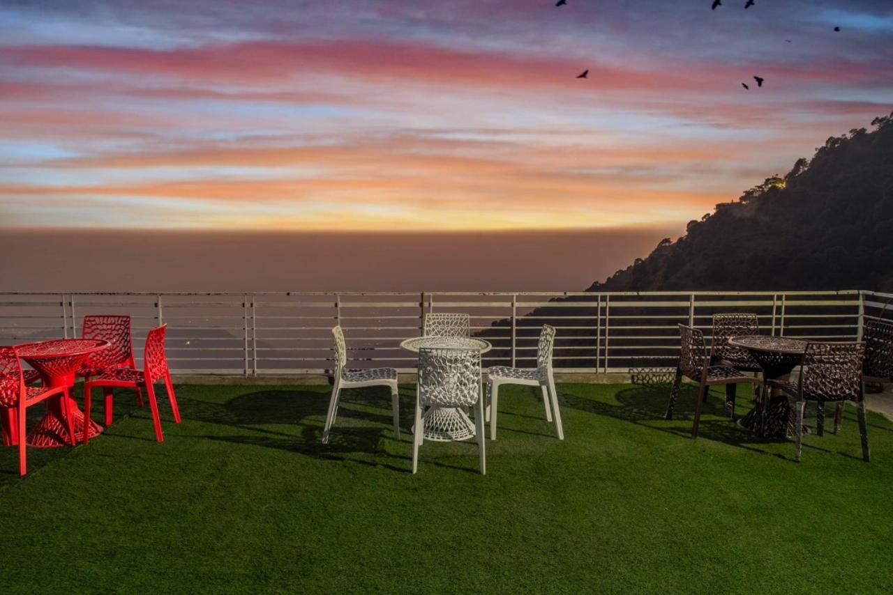 Urban Wave 2Bed Rooms By The North Edge Kasauli Eksteriør billede
