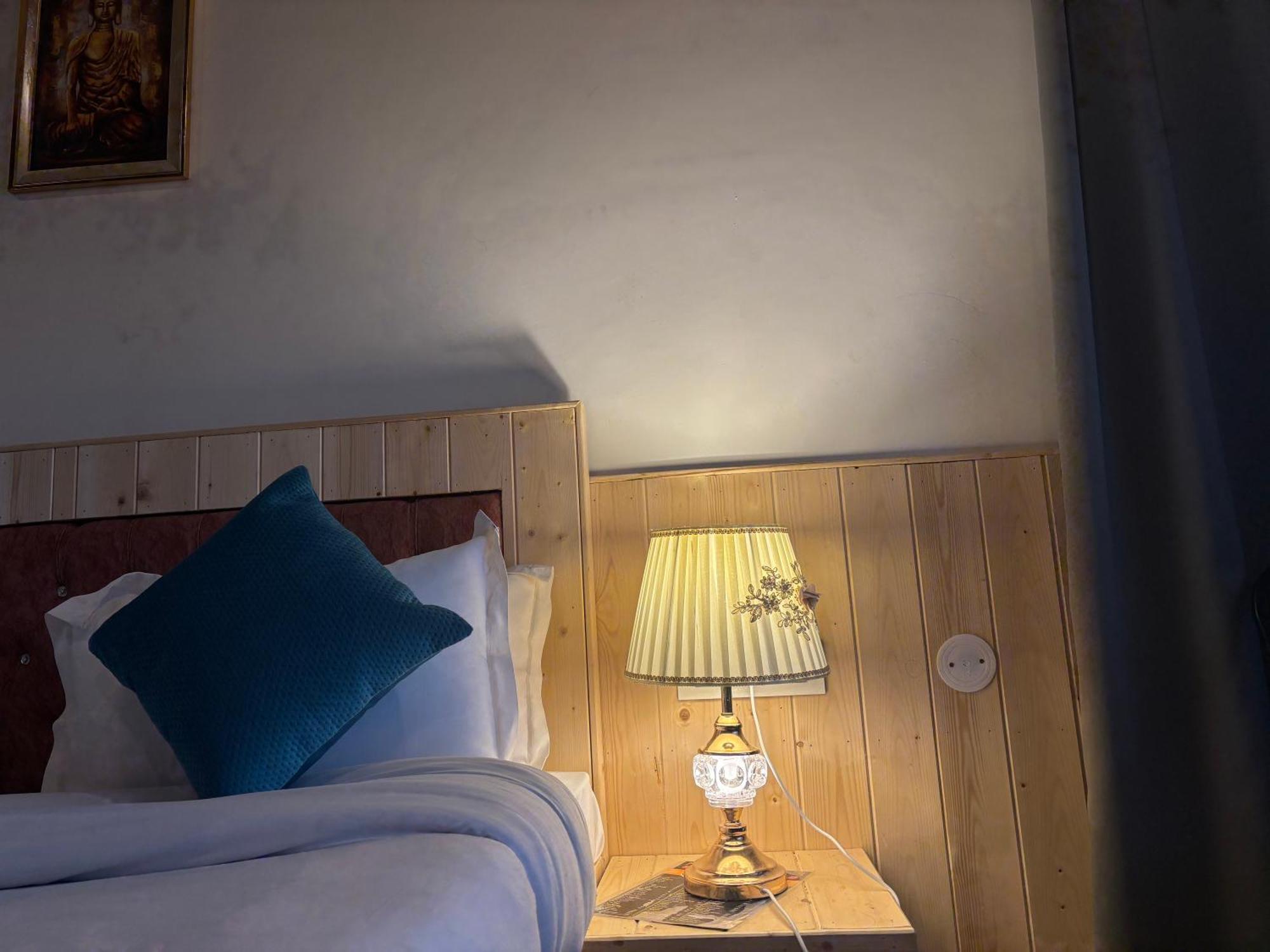 Urban Wave 2Bed Rooms By The North Edge Kasauli Eksteriør billede